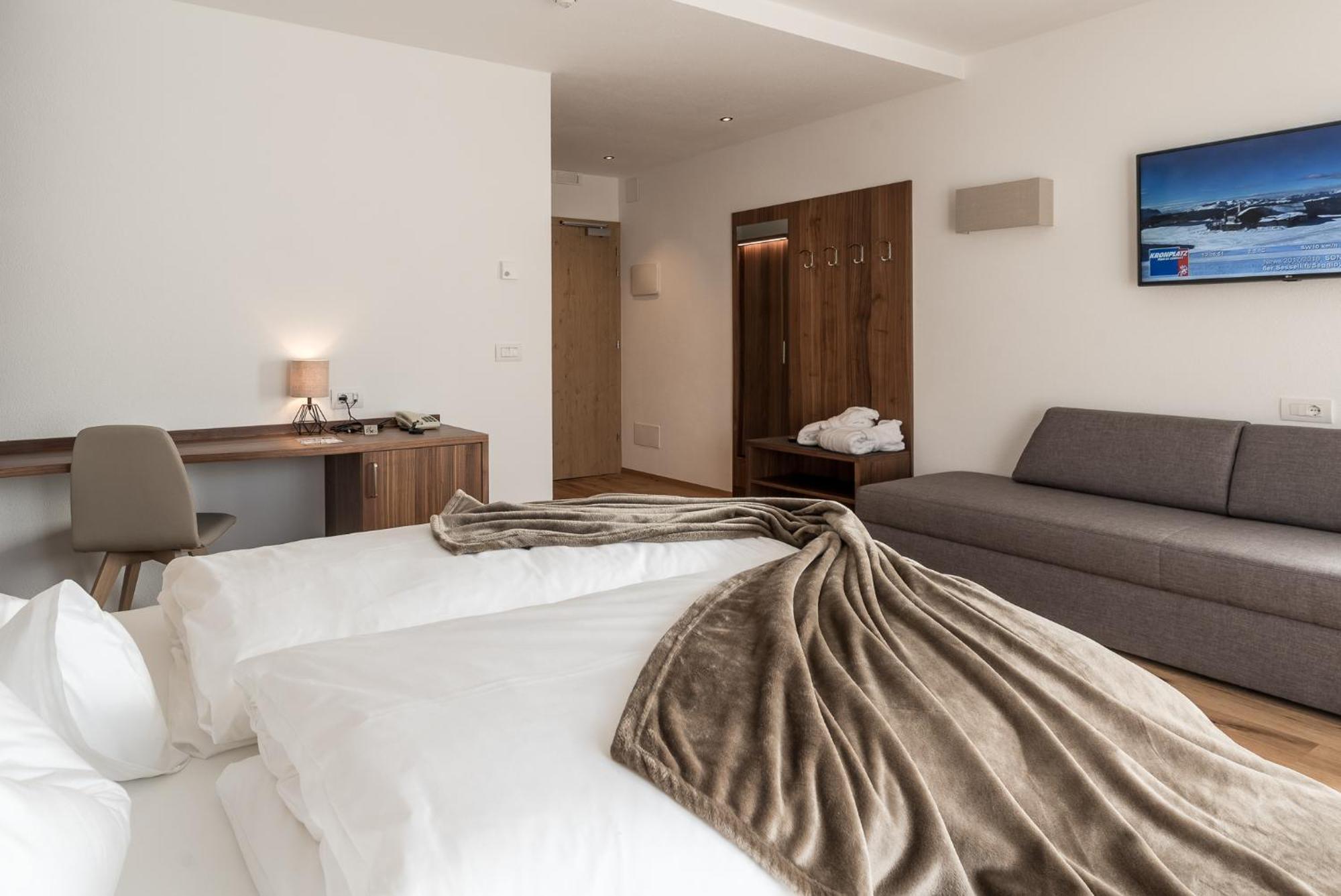 Hotel B&B Feldmessner 布鲁尼科 外观 照片